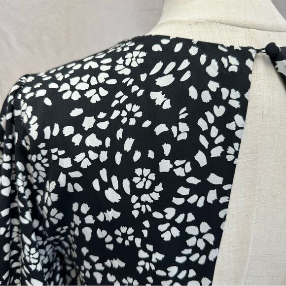 Topshop Austin Black Floral Mini Dress Bishop Sleeve Open‎ Back
 size 6 - Picture 6 of 16